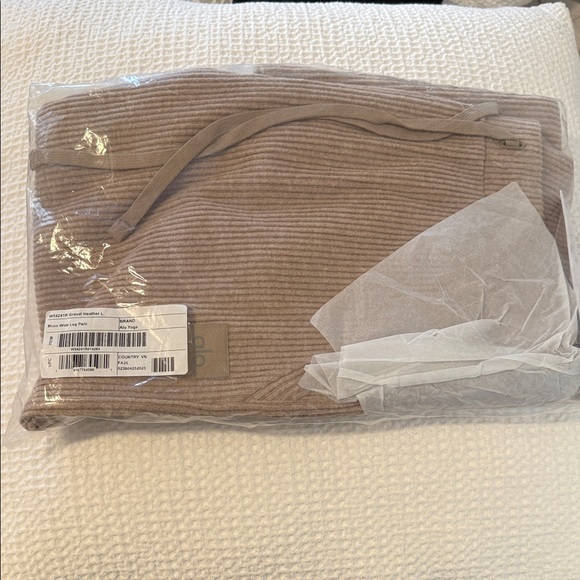 NWT ALO Yoga Muse Wide-Leg Pants in Gravel Heather - Picture 3 of 5